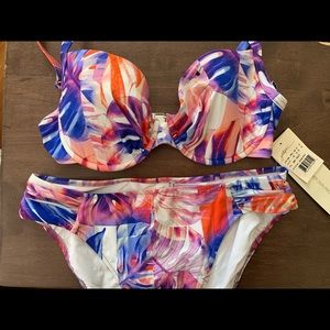 BNWT Profile by Gottex bikini